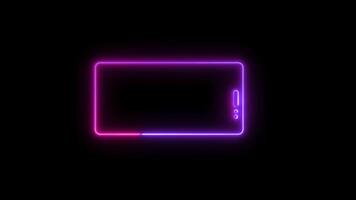 neon smartphone rotazione a partire dal orizzontale per verticale o inversione. ruotare il tuo Telefono dispositivo animazione su nero sfondo. video