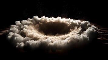 damm moln explosion och jord påverkan skapande dramatisk cirkulär rök ringa med virvlande partiklar i kraftfull mörk bakgrund effekt video