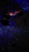 Esplorare il vastità di esterno spazio con asteroidi e cosmico nuvole video
