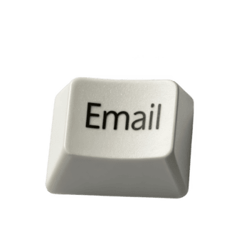 blanco computadora teclado llave con el palabra correo electrónico aislado en transparente antecedentes png