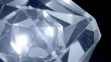 abstrakt is kristall design med geometrisk strukturera och ljus video