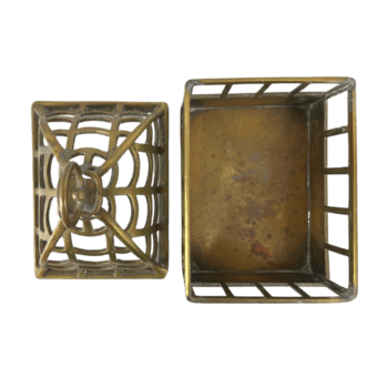 decorativo latão com tampa pássaro cela dentro png