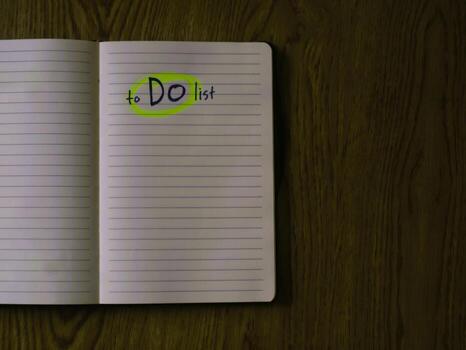 Do it note on notebook photo
