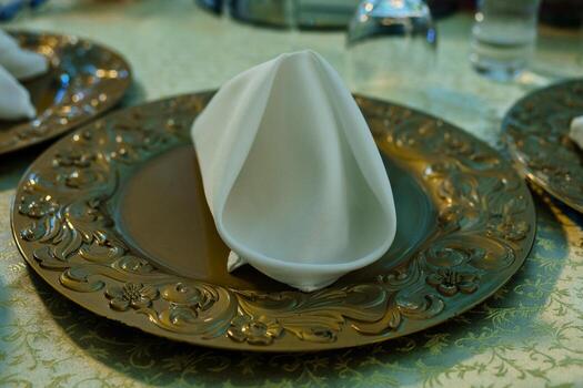 golden plate for an event photo