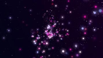 en frenetisk virvlande explosion av färgrik partiklar och glöd sfärer flygande på de kamera. hög hastighet kaotisk partikel animation. full hd och looping dynamisk ljus färger bakgrund. video