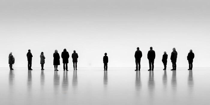 People stand in a line in the Art Institute of Chicago photo