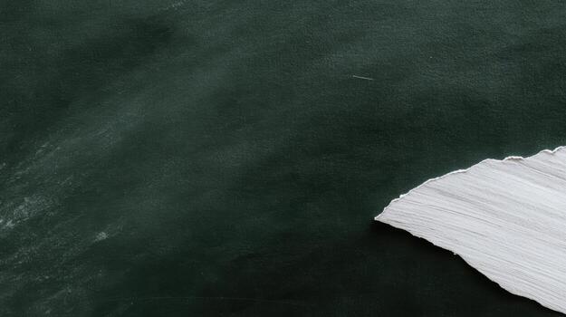 texturizado negro superficie con Rasgado papel creando un moderno artístico efecto foto