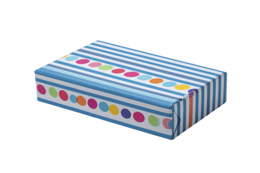 rectangular regalo caja es envuelto vibrante azul a rayas papel con vistoso polca puntos, creando festivo y alegre apariencia. combinación de rayas y puntos agrega juguetón tocar, haciendo eso png