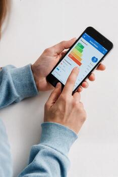 How to use energy efficiency apps on your phone photo