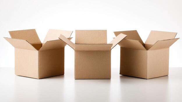 Tres abierto sin etiqueta cartulina cajas arreglado en un blanco superficie, Listo para envío, entrega o almacenamiento foto
