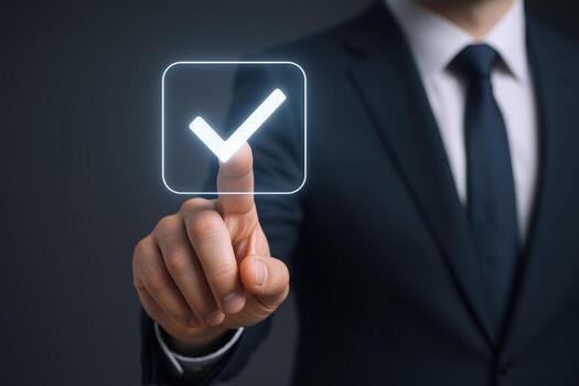 negocio profesional seleccionando digital marca de verificación aprobación, confirmación, tarea terminación concepto con atención en conformidad y exactitud foto