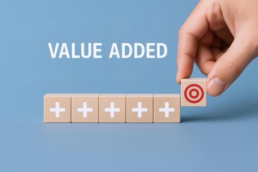 conceptual valor adicional estrategia mano colocación objetivo bloquear encima más señales para crecimiento y éxito foto