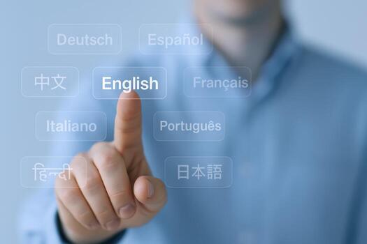 hombre interactuando con idioma selección interfaz, elegir Inglés para comunicación y global accesibilidad foto