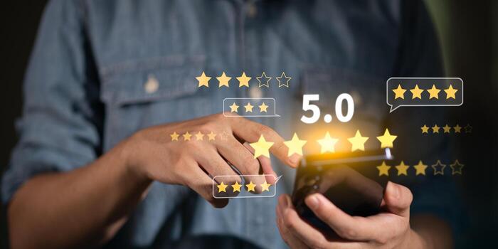 Mobile review system, user-generated ratings, and customer feedback for app and service quality. Ideal for digital reputation, experience analytics, and real-time consumer evaluation platforms. photo