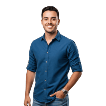 uma bonito jovem homem isolado em transparente fundo é sorridente enquanto posando com dele mão dentro dele bolso, vestindo uma azul camisa e jeans png