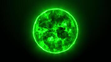grön sfär, glöd runt om på svart bakgrund. abstrakt klot. planet isolerat bakgrund. energi boll grön, ljus glöd. looping animering 60 fps. vj bakgrund, Youtube intro, 4k. teknologi grafik video