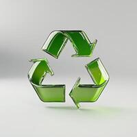 brillante translúcido verde reciclar símbolo reflejando ligero en un blanco superficie indica conservación foto