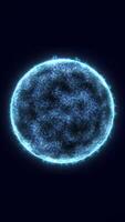 azul brillante cósmico esfera con iluminado superficie detalles en contra un oscuro antecedentes video