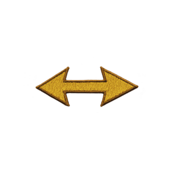 giallo ricamato toppa nel forma di Doppio headed freccia su trasparenza sfondo, simboleggiante direzione e scelta. design è semplice e grassetto, con strutturato tessuto aspetto png