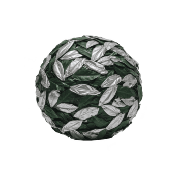 sfärisk objekt täckt i grön och silver- metallisk löv skapar unik och konstnärlig design. reflekterande ytor Lägg till modern och abstrakt Rör till sammansättning png