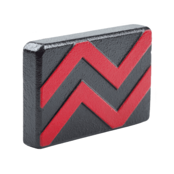 negro y rojo rectangular objeto con texturizado superficie caracteristicas dos negrita rojo cheurón patrones. diseño es moderno y sorprendentes, con atención en geométrico formas y contrastando colores png