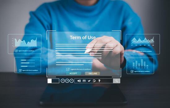 empresarios sostener teléfono inteligente de condiciones de utilizar concepto, en línea bancario cheque presupuesto planificación concepto bandera para sitio web encabezamiento diseño, condiciones de utilizar negocio concepto. condiciones y condiciones de contrato. foto