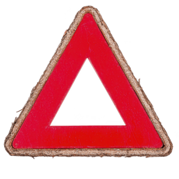 Red triangular warning sign with wooden border, symbolizing caution or alert. vibrant red color and rustic texture create striking contrast, enhancing visibility png