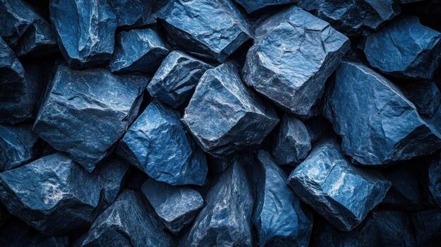 de cerca ver de un texturizado pila de oscuro azul rocas foto