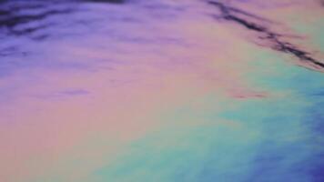 abstrakt bakgrund textur av färgrik yta skapar lugna vatten effekt video