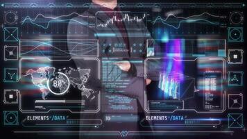 homem de negocios analisando global dados usando futurista hud interface video