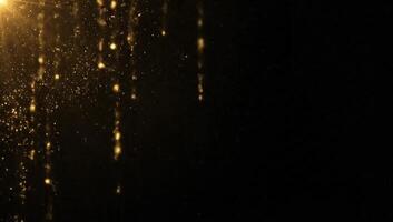 d'oro particelle cascata giù nel un' ipnotizzante Schermo contro un' buio fondale la creazione di un' magico e etereo atmosfera. video