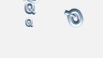 animerad 3d silver- brev qs faller slinga dynamisk metallisk typografi på vit bakgrund för digital innehåll, 3D silver- brev q tecken med blå glöd på vit bakgrund - modern alfabet video