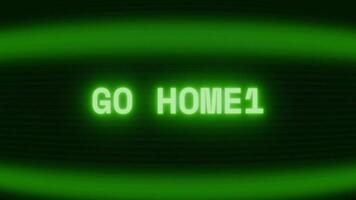 gammal grön TV skärm som visar text gå Hem visas i slumpmässig tekniskt fel och kodning stil video