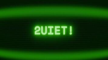 alt Grün Fernseher Bildschirm zeigen Text ruhig erscheint im zufällig Panne und Codierung Stil video