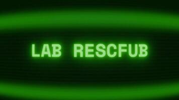 alt Grün crt Bildschirm zeigen Text Labor Ergebnisse erscheint im zufällig Panne und Codierung Stil video