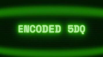 gammal grön crt skärm som visar text kodad msg visas i slumpmässig tekniskt fel och kodning stil video