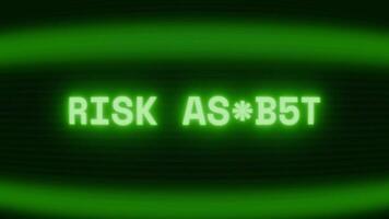 alt Grün crt Bildschirm zeigen Text Risiko beurteilen erscheint im zufällig Panne und Codierung Stil video