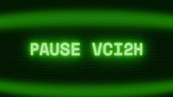 gammal grön crt skärm som visar text paus visas i slumpmässig tekniskt fel och kodning stil video