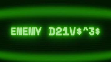 gammal grön crt skärm som visar text fiende detekterad visas i slumpmässig tekniskt fel och kodning stil video