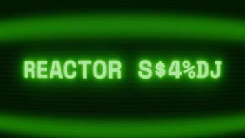 gammal grön crt skärm som visar text reaktor uppkopplad visas i slumpmässig tekniskt fel och kodning stil video