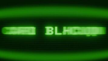 gammal grön crt skärm som visar text kort blockerad visas i slumpmässig tekniskt fel och kodning stil video