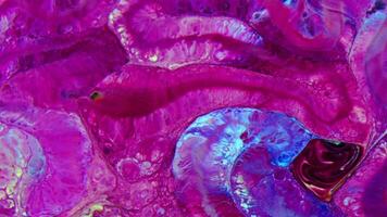 dessa mönster, skapas förbi de fluiditet av flytande målar, avslöja de fängslande harmoni och dynamisk rörelse skapas av färger video