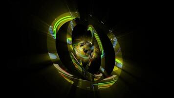 een fantastisch abstractie met hud elementen. streams van digitaal gegevens zijn bevat binnen roterend concentrisch ringen van een helder geel tint. video