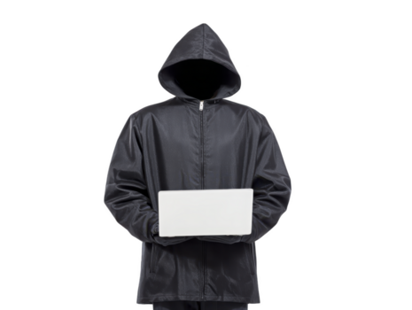 encapuzado figura dentro Preto Jaqueta segurando computador portátil, misterioso sem rosto pessoa, tecnologia e cíber segurança conceito, isolado em transparência fundo png