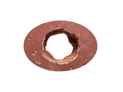 rouge brique avec rugueux circulaire trou dans centre isolé sur transparence arrière-plan, montrant texture et érosion détails png