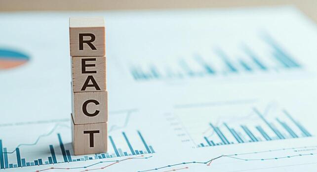 reaccionar palabra formado por de madera bloques en pie en financiero cartas simbolizando moderno web desarrollo y datos análisis en un negocio ambiente transporte innovación y crecimiento foto