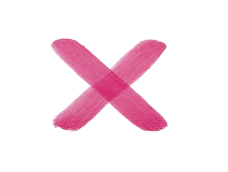 Rosa Pinselstrich x markieren, Fett gedruckt und künstlerisch, isoliert auf Transparenz Hintergrund, symbolisieren Fehler, Ablehnung, oder falsch Auswahl, mit beschwingt und ausdrucksvoll Stil png