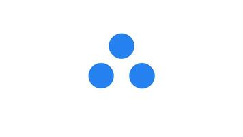 tre blu solido puntini giocoleria Caricamento in corso icona animazione. ritmico movimento. animato caricatore isolato su bianca trasparente. ragnatela design componente 4k . respingente, filatore, precaricatore. utente interfaccia elemento video