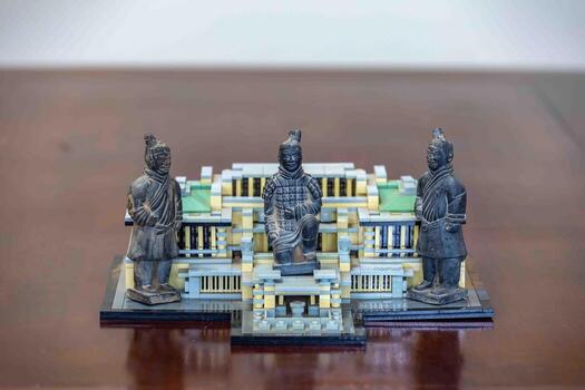 todavía vida estilo fotografía, con un mezcla de aleatorio objetos arreglado en un artístico camino fgv foto