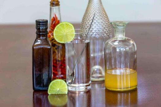 todavía vida estilo fotografía, con un mezcla de aleatorio objetos arreglado en un artístico camino xcx foto